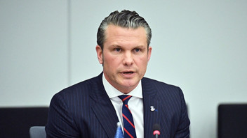 ABD Savunma Bakanı Hegseth: İran'da 7 binden fazla hedefi vurduk