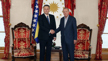 Cumhurbaşkanı Erdoğan Bosna Hersek Devlet Başkanlığı Konseyi Başkanı Becirovic ile görüştü