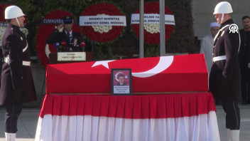 İstanbul'da trafik kazasında şehit olan polis Mustafa Aydın için tören düzenlendi