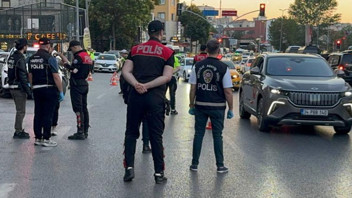 İstanbul polisinden Beyoğlu'nda narkotik denetimi