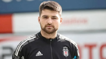 Beşiktaş'ta ayrılık! siyah beyazlı kulüp veda mesajı yayımladı