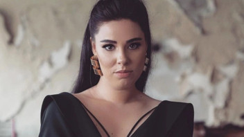 Tuğçe Tayfur sinir krizi geçirdi: "Beni yaşamaktan soğuttunuz"