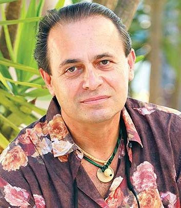 Ünlü müzisyen yorumuyla şaşırttı: "Cem Yılmaz'la uzaktan sevişiriz" - Resim: 4