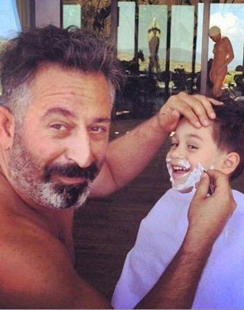 Fotoğraftaki o ayrıntıya yorum yağdı - Resim: 4