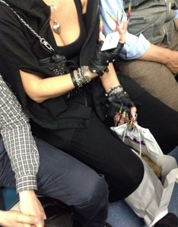 Metroya böyle bindi sonra kendini kaybetti - Resim: 4