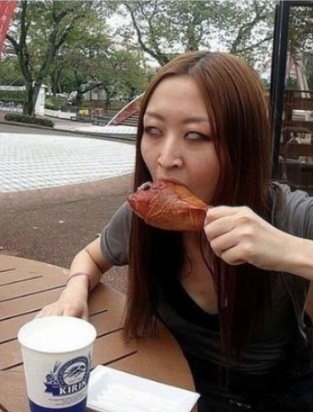 Küçücük yaşında bu fotoğrafı paylaştı görenler şoke oldu ama... - Resim: 1