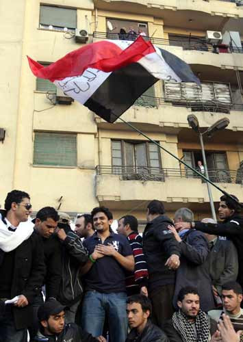 Sanal kahraman hem konuştu hem ağladı - Resim: 2