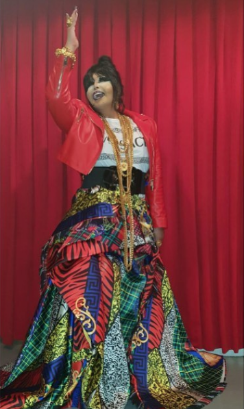 Bülent Ersoy'un bronz teninin sırrı çözüldü! Diva'nın olay olan bronz ten itirafı - Resim: 4