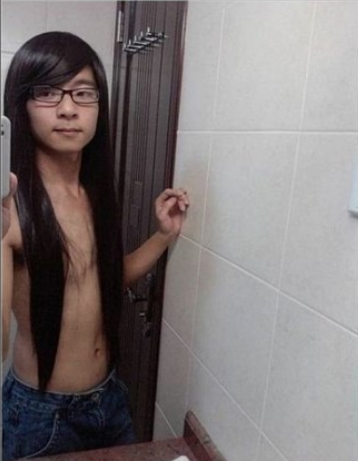 Küçücük yaşında bu fotoğrafı paylaştı görenler şoke oldu ama... - Resim: 2