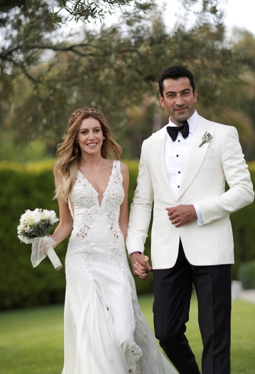 Sinem Kobal-Kenan İmirzalıoğlu çiftine şok! - Resim: 1