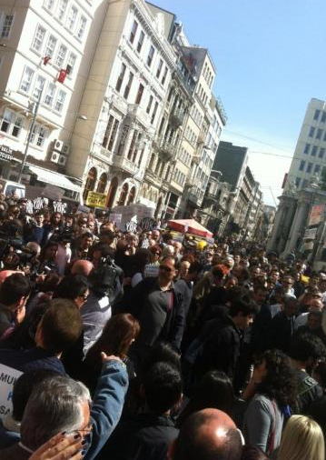 Beyoğlu'nda 'Şehir Tiyatroları' eylemi! - Resim: 1