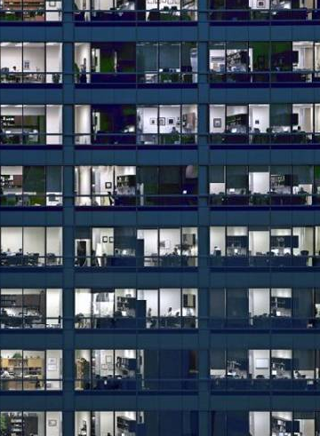 Bu şehirde herkes birbirini izliyor - Resim: 4