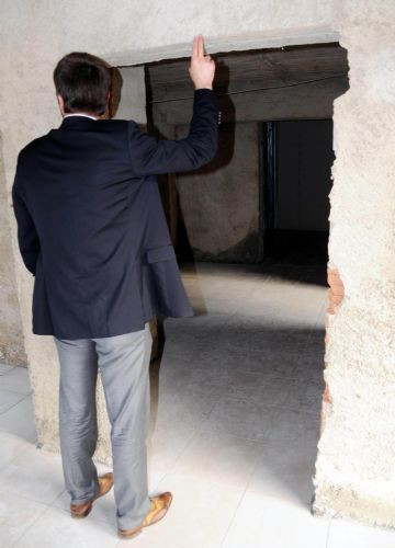 Rize'de fıkra gibi Hükümet Konağı - Resim: 1