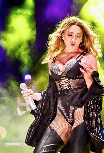 İşte Hadise'nin 'pop kurtuldu' dediği geliyorum yanına şarkısı! Sözlerini Gülşen yazdı - Resim: 3