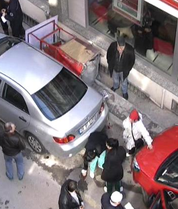 Kadın sürücünün yaptığına bakın! - Resim: 4