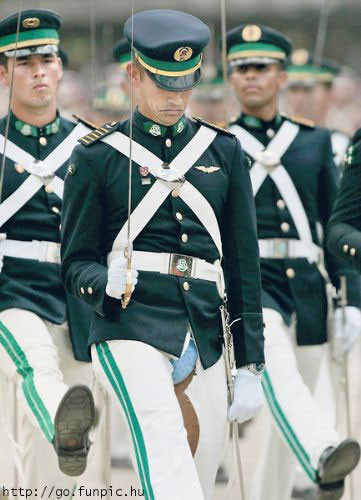 Günün en ilginç kareleri - Resim: 3