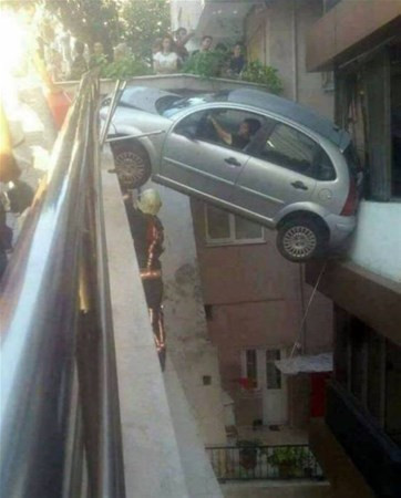 Bu fotoğrafın 1 saniye sonrası çok fena yılan geldi ve... - Resim: 1