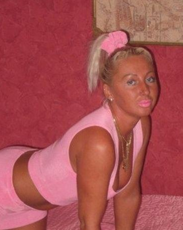 Silikonları ile dehşete düşürenler - Resim: 4