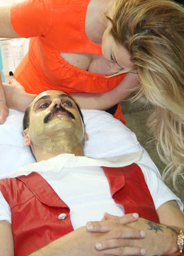 Doğuş ve Aylin Coşkun'dan şoke kareler - Resim: 2