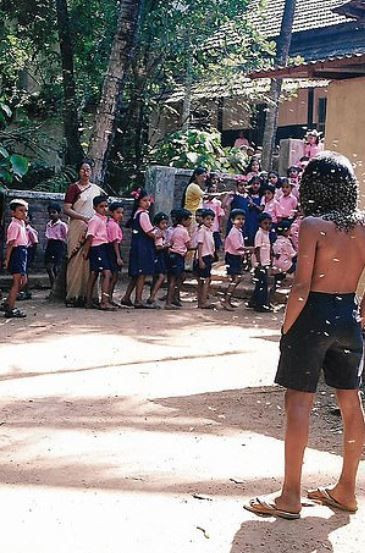 Hindistan'da 60 bin arıyı kafasında tuttu Guinness Rekorlar Kitabı’na girdi - Resim: 4