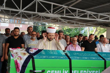 Annesini öldürüp kanıyla duvara yazı yazdı! Cinayeti saniye saniye anlattı - Resim: 1