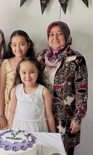 Mangal yaparken ailesini katledip intihar etti! O şahsın cenazesini alan olmadı - Resim: 1