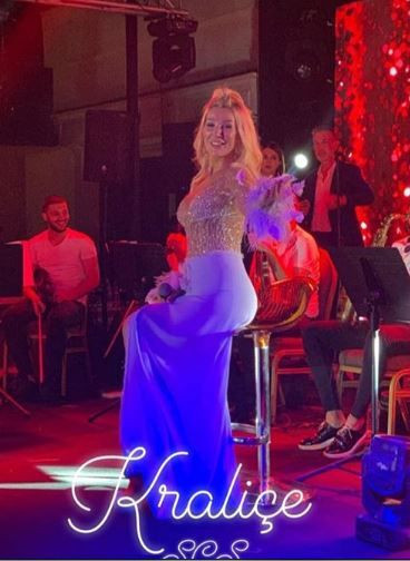 Oktay Kaynarca uyarmıştı! Seda Sayan'ın cesur konser kıyafeti çok konuşulacak! - Resim: 4