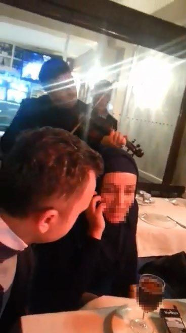 Bitcoin Safiye türbanla kılıp değiştirip eğlenmeye gitmiş! 30 milyon çarpmıştı - Resim: 4