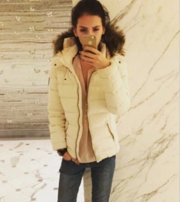 Aileme ev alacağım dedi bekaretini 9 milyon TL'ye sattı! - Resim: 4