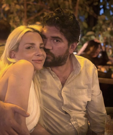 Nagehan Alçı'dan boşanan Rasim Ozan Kütahyalı sevgilisiyle sarmaş dolaş poz verdi - Resim: 0