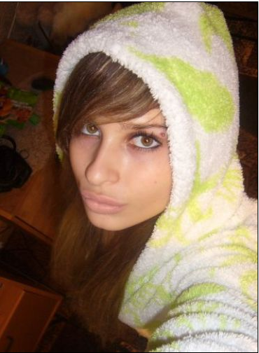 Facebook'u karıştıran kızlar - Resim: 2