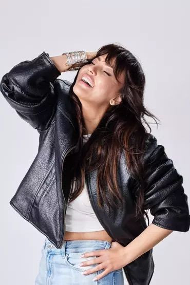 Ebru Gündeş'ten boşanma sonrası imaj değişikliği! Beğeni topladı... - Resim: 4