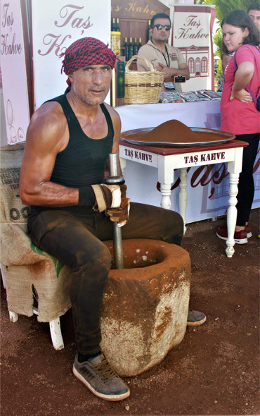 10 kilo kahveye 10 bin tokmak Bu lezzet makineden çıkmaz - Resim: 3