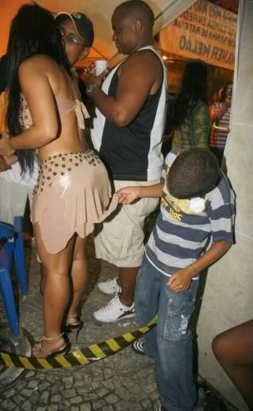 Çapkın olacak çocuğun yaptığına bak sen! - Resim: 1