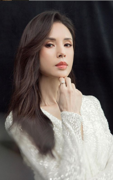 Hong Konglu oyuncu yıllar sonra gerçeği ifşa etti takipçileri inanamadı - Resim: 4