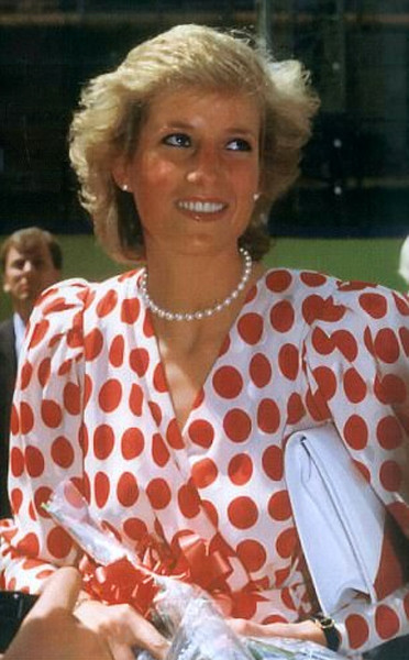 Prenses Diana'nın daha önce hiç görülmemiş fotoğrafları sızdı - Resim: 2