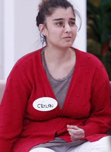 Esra Erol, Ceylan'a canlı yayında büyük sürpriz yaptı! Yeni bir hayatın kapılarını açtı - Resim: 3