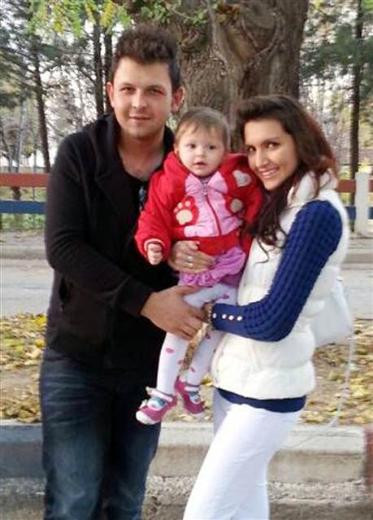 Beton mikserin ezdiği anne ve bebeğinin cenazesi - Resim: 4