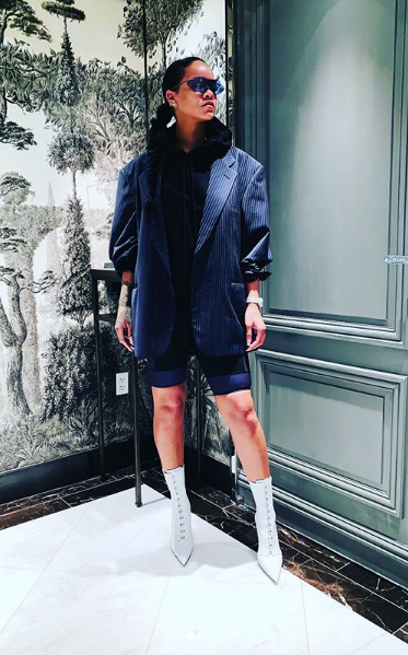 Rihanna 10 yıllık gelecek planlarından bahsetti çocuk detayı duyanları şaşırttı - Resim: 4