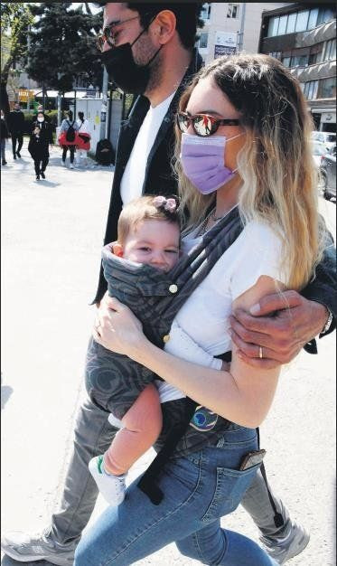 Kenan İmirzalıoğlu kızı Lalin için Sinem Kobal'a benziyor demişti işte Lalin bebek - Resim: 4