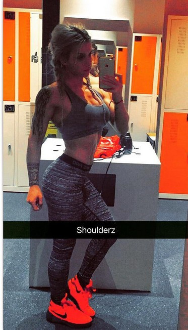 Elif Şadoğlu kimdir Survivor kızının olay vücut resimleri! - Resim: 4