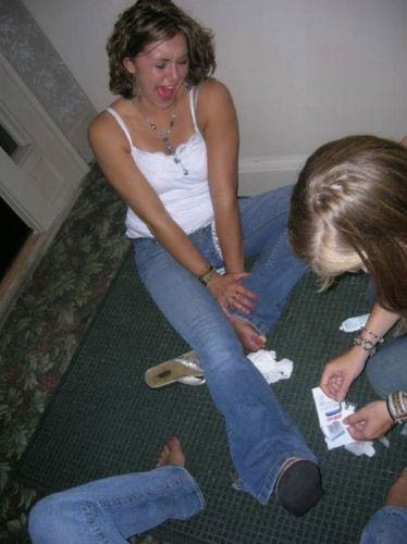 Kızlar dikkatsizliklerin kurbanı oldu - Resim: 3