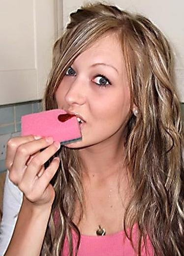 Sünger ve sabun yemeğe bayılıyor - Resim: 3