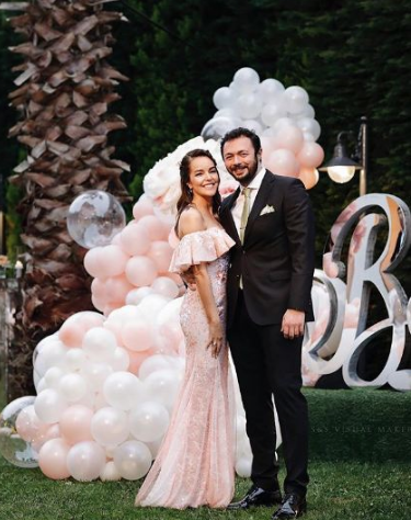 1 ay önce nişanlanmışlardı şok iddiaya Bengü'den jet yanıt! - Resim: 3