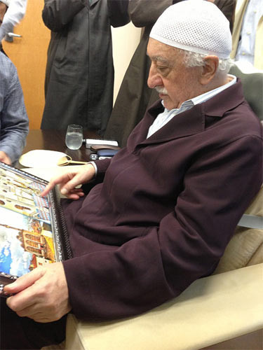 Gülen'in yeni fotoğrafları yayınlandı - Resim: 1