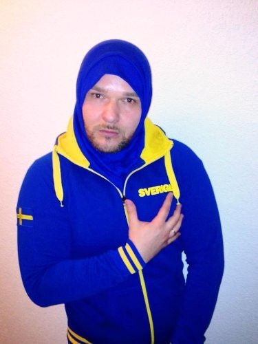 İsveç'te başörtüsü harekatı - Resim: 1