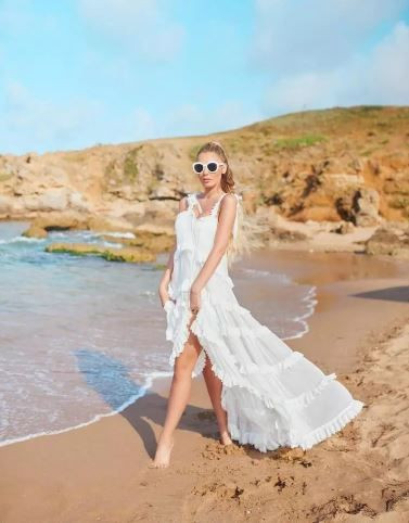 Petek Dinçöz imaj değiştirdi, "yakışmamış" şeklinde yorumlar geldi - Resim: 2