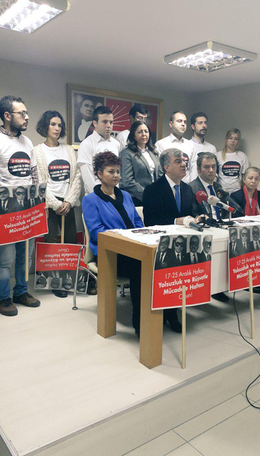 CHP'liler canlı billborad oldu sokaklara indi - Resim: 1