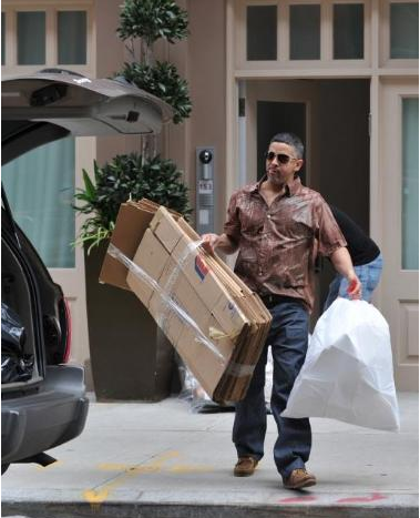 Paranın patronunun evinden bunlar çıktı - Resim: 1