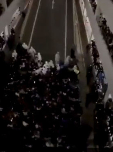 Çin'de koronavirüs paniği! 14 bin kişi karantinada - Resim: 0